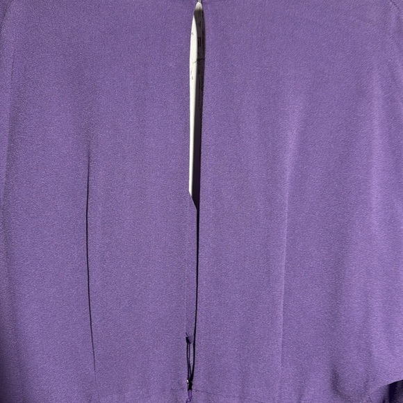 Diane Von Furstenberg Twist Front Open Back Wrap Top In Lilac Purple Size 4 - Picture 6 of 6